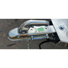 Сцепное Knott 1400 кг квадрат 60
